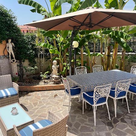 Residence Don Turi Вилафранка Тирена Екстериор снимка
