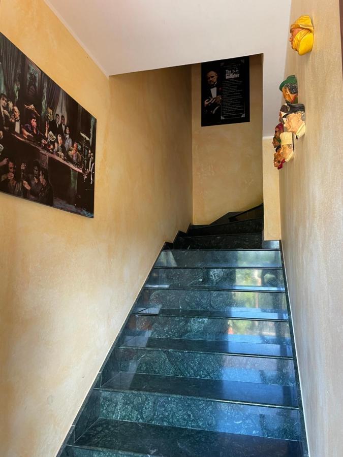 Residence Don Turi Вилафранка Тирена Екстериор снимка