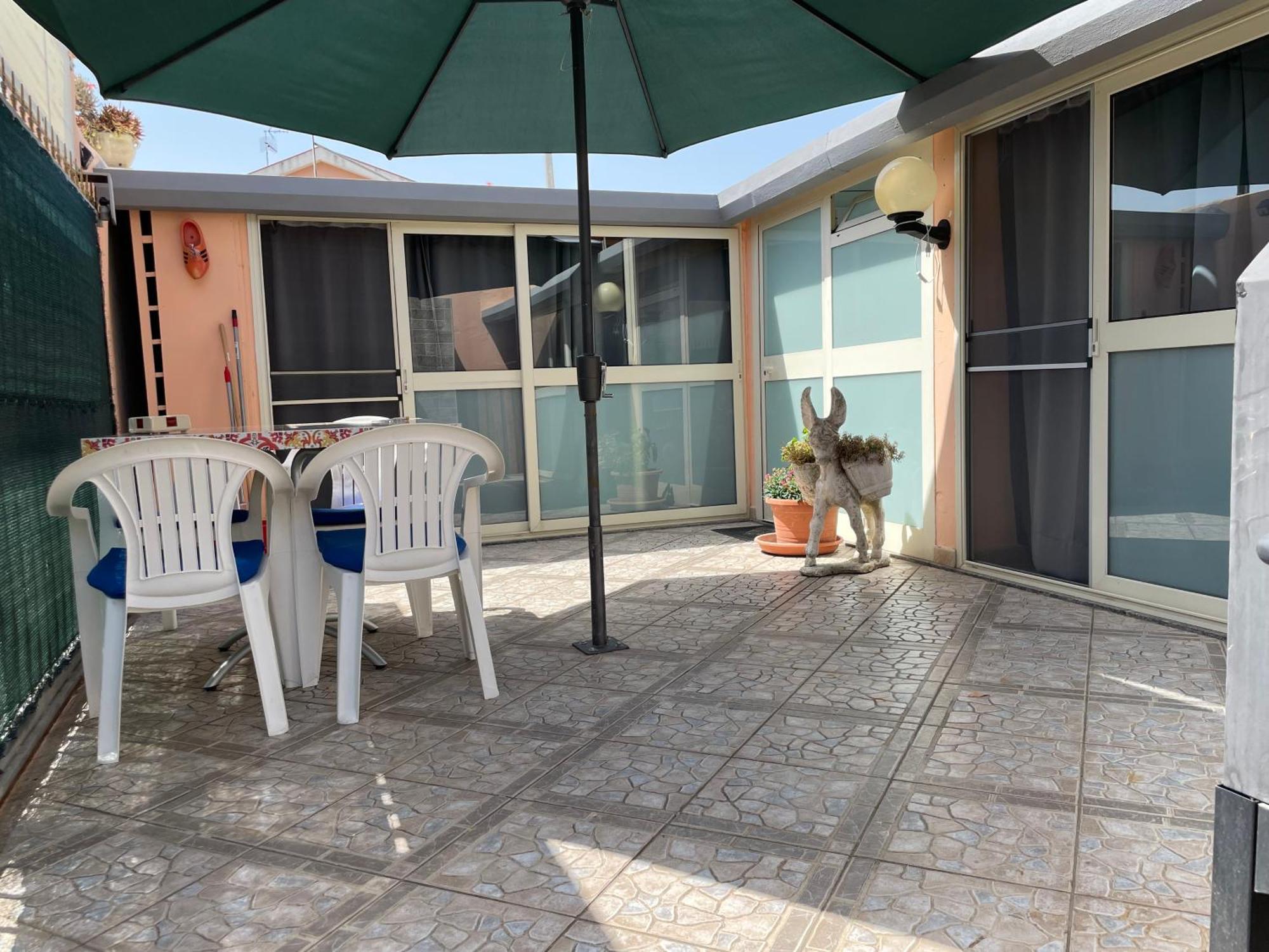 Residence Don Turi Вилафранка Тирена Екстериор снимка