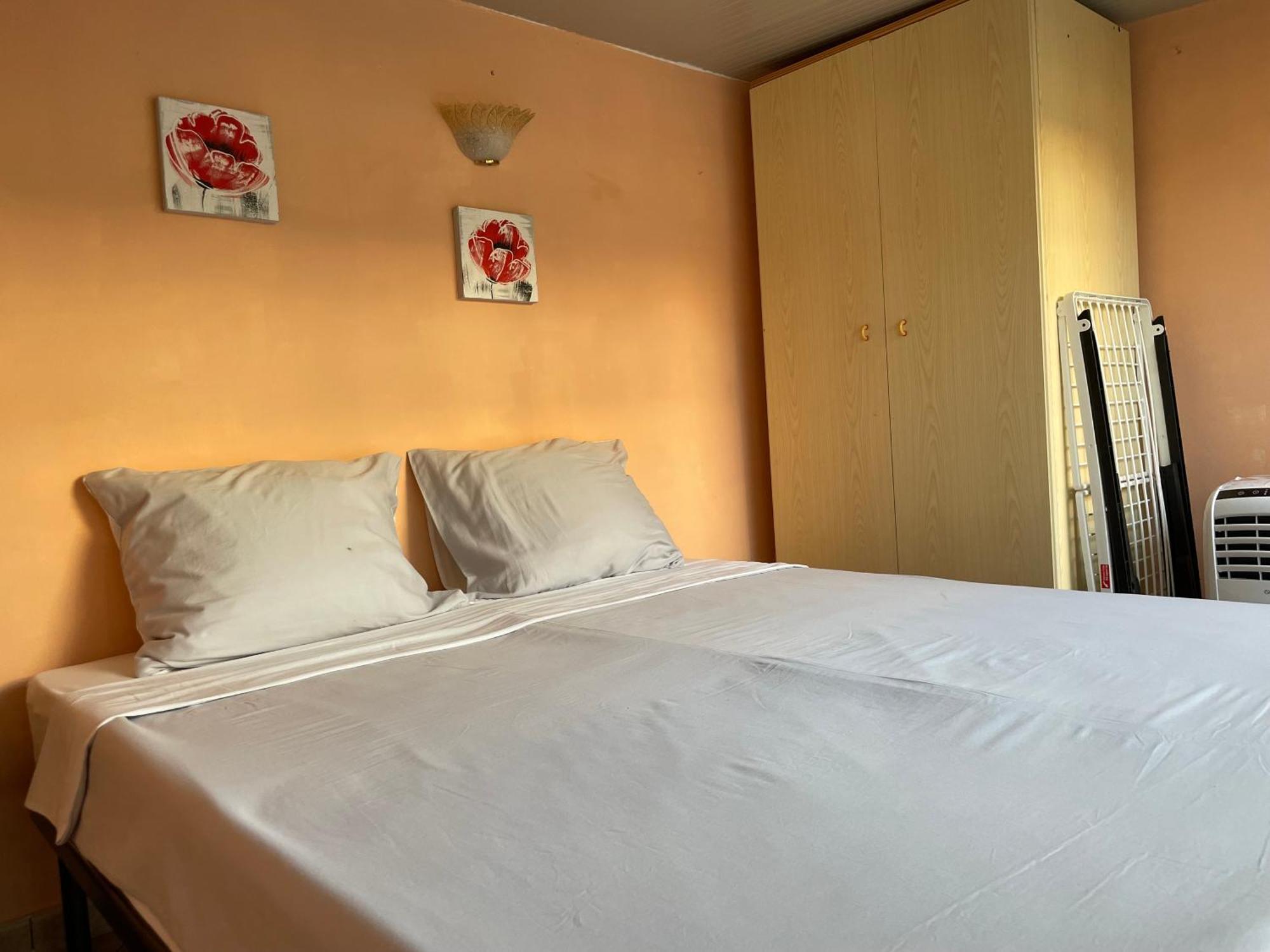 Residence Don Turi Вилафранка Тирена Екстериор снимка