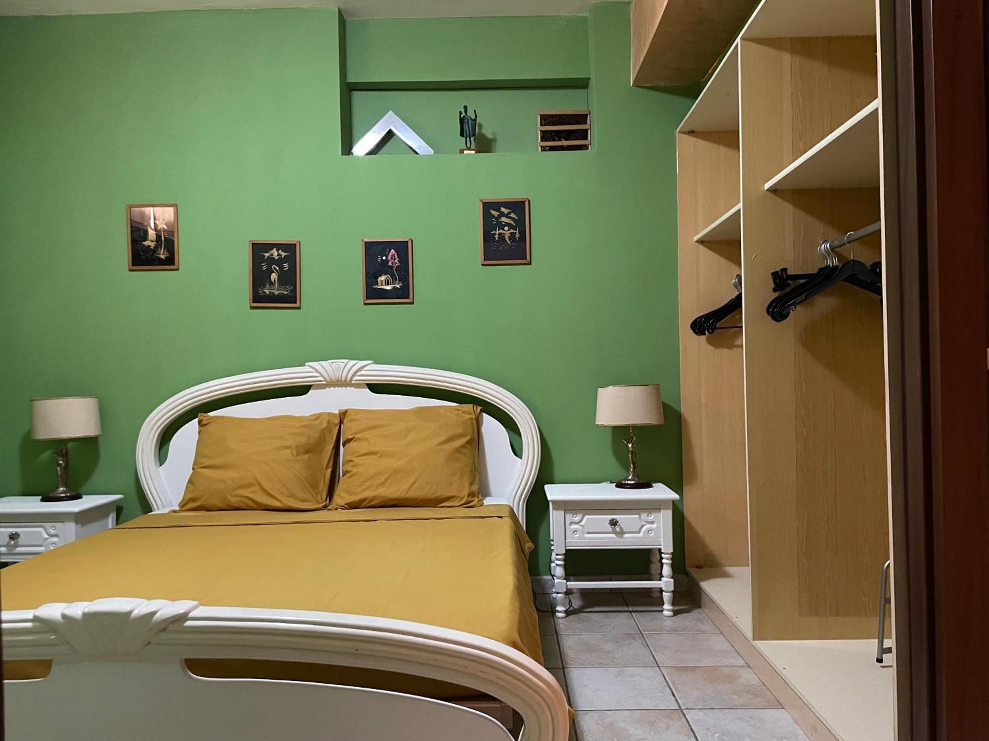 Residence Don Turi Вилафранка Тирена Екстериор снимка